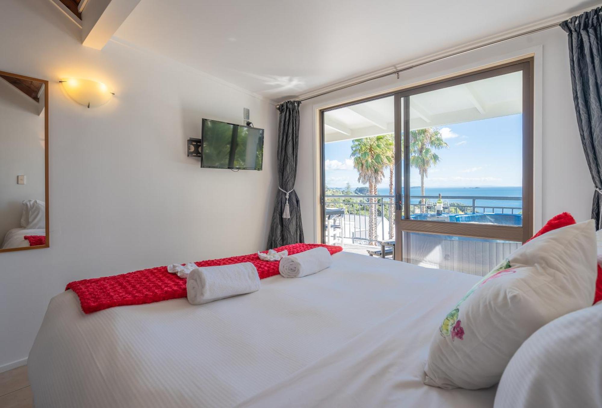 Palm Beach Cottage With Private Spa Pool Екстериор снимка