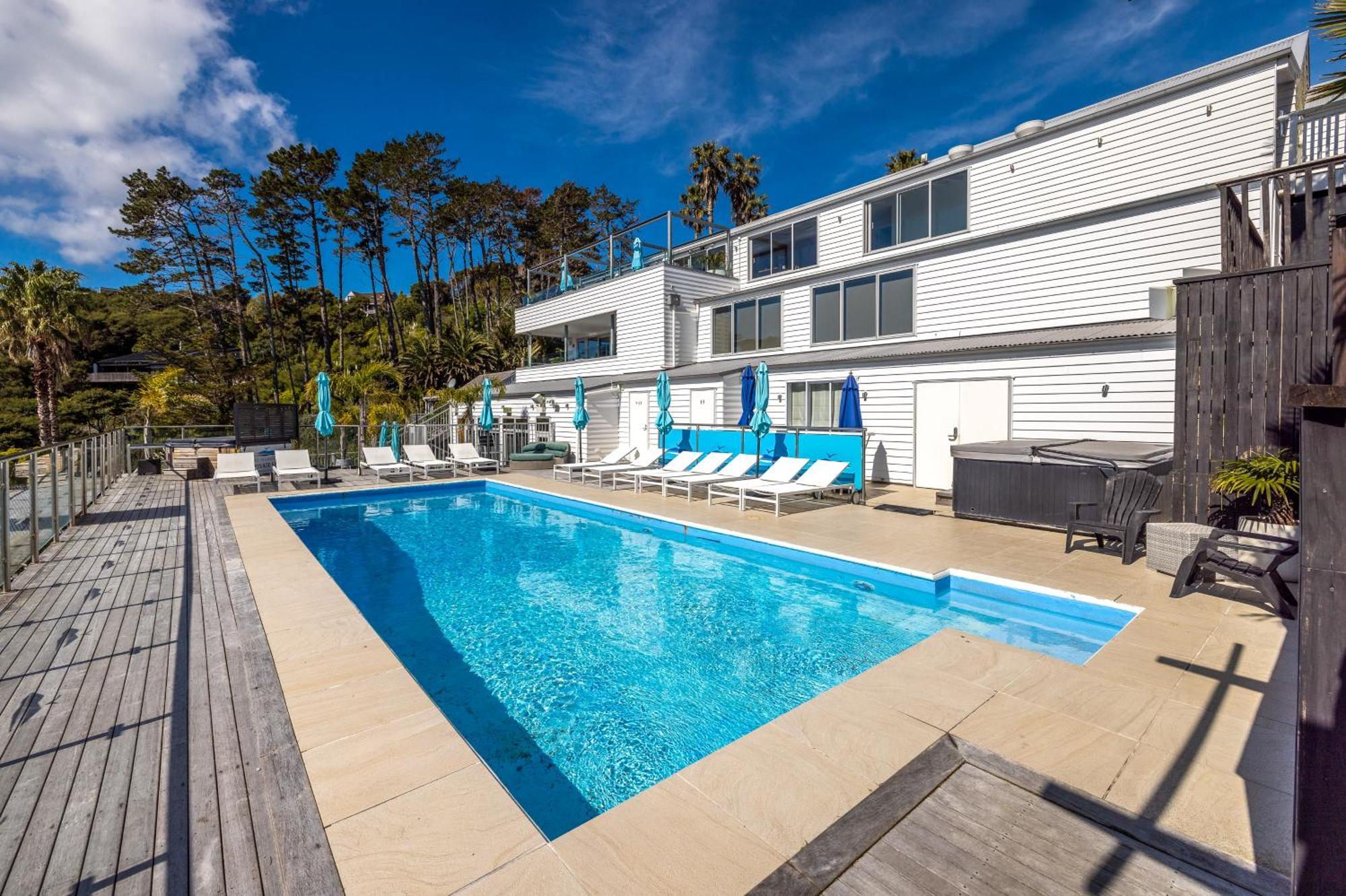 Palm Beach Cottage With Private Spa Pool Екстериор снимка